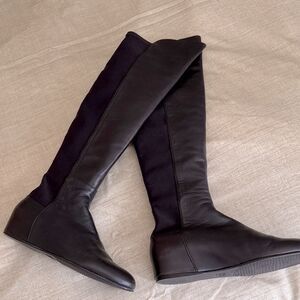 Stuart Weitzman Keelan City Micro Stretch & Leather Over The Knee Brown Boots.
